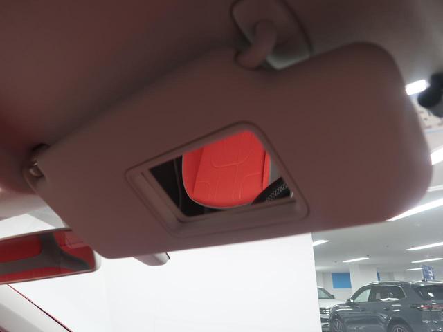 アップ！ クロス　アップ！　ストラーダメモリーナビ　バックカメラ　キーレスキー　ルーフレール　ＥＴＣ　純正アルミ　シティエマージェンシーブレーキ　レザーステアリング　フォグランプ　フルセグＴＶ　レザーシフトノブ（58枚目）