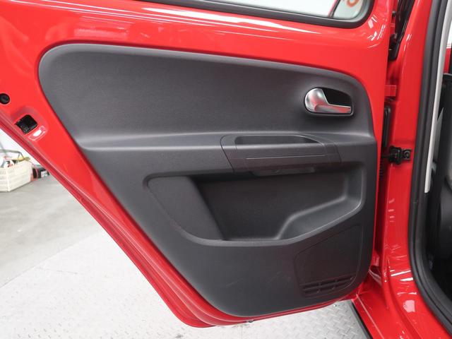 アップ！ クロス　アップ！　ストラーダメモリーナビ　バックカメラ　キーレスキー　ルーフレール　ＥＴＣ　純正アルミ　シティエマージェンシーブレーキ　レザーステアリング　フォグランプ　フルセグＴＶ　レザーシフトノブ（64枚目）