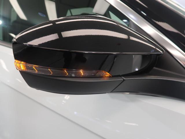 Ｔ－ロック ＴＤＩ　Ｒライン　シートヒーター　パワーテールゲート　純正ナビ　障害物センサー　衝突軽減ブレーキ　ＩＱヘッドライト　ＣａｒＰｌａｙ　ディーゼル　バックカメラ　レーンチェンジアシストシステム　オプションホイール（31枚目）