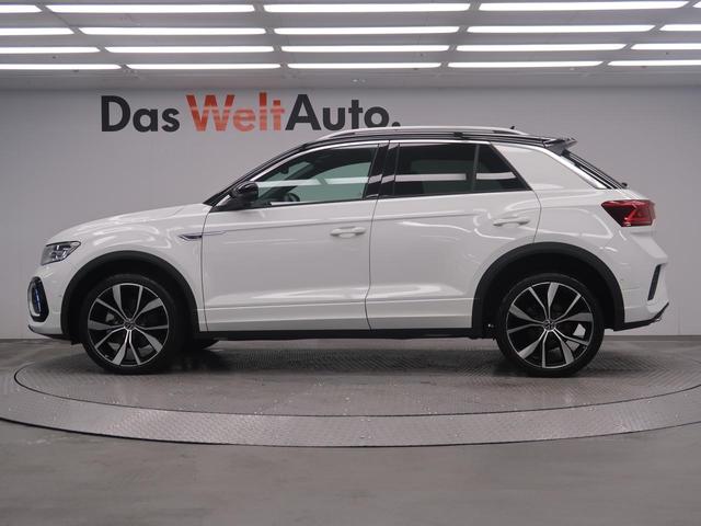 Ｔ－ロック ＴＤＩ　Ｒライン　シートヒーター　パワーテールゲート　純正ナビ　障害物センサー　衝突軽減ブレーキ　ＩＱヘッドライト　ＣａｒＰｌａｙ　ディーゼル　バックカメラ　レーンチェンジアシストシステム　オプションホイール（54枚目）