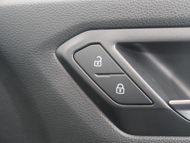 Ｔ－ロック ＴＤＩ　Ｒライン　シートヒーター　パワーテールゲート　純正ナビ　障害物センサー　衝突軽減ブレーキ　ＩＱヘッドライト　ＣａｒＰｌａｙ　ディーゼル　バックカメラ　レーンチェンジアシストシステム　オプションホイール（71枚目）