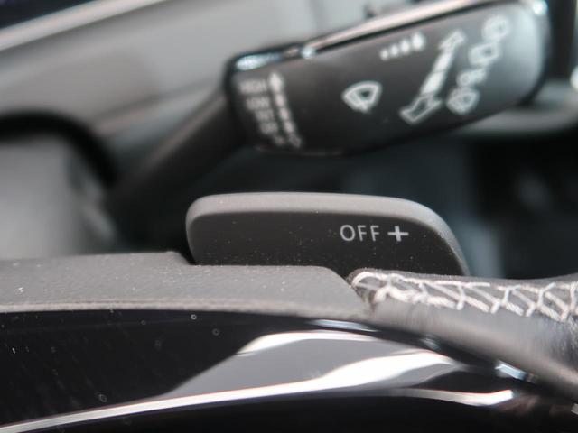 ゴルフＲ ベースグレード　４ＷＤ　レザーシート　パワーシート　シートヒーター　純正ナビ　障害物センサー　衝突軽減ブレーキ　ＬＥＤヘッドライト　バックカメラ　オートブレーキホールド　Ｂｌｕｅｔｏｏｔｈ再生　フルセグ（10枚目）