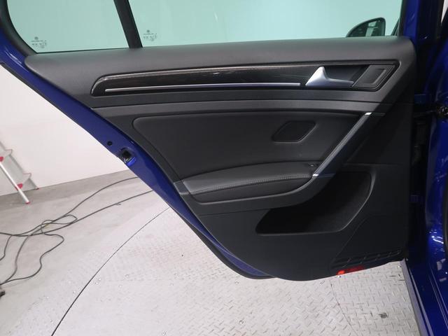 ゴルフＲ ベースグレード　４ＷＤ　レザーシート　パワーシート　シートヒーター　純正ナビ　障害物センサー　衝突軽減ブレーキ　ＬＥＤヘッドライト　バックカメラ　オートブレーキホールド　Ｂｌｕｅｔｏｏｔｈ再生　フルセグ（54枚目）