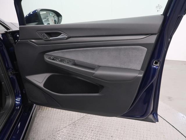 ゴルフ eTSI Rライン プラチナムエディション マイルドハイブリッド 純正ナビ バックモニター コーナーセンサー ACC IQヘッドライト 前席シートヒーター ステアリングヒーター スポーツサスペンション プログレッシブステアリング(69枚目)