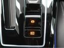●エレクトロニックパーキングブレーキ●ボタン一つで簡単にサイドブレーキをかける事ができます。レバーの上げ下げの無駄な力を省くことができ信号待ちなど是非ご活用ください。