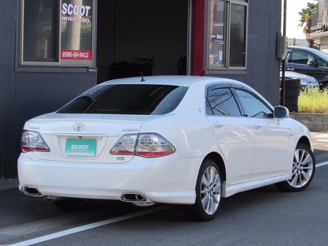 クラウンハイブリッド ベースグレード 車検令和9年7月まで スマートキー 純正18インチアルミ 純正HDDナビ テレビ ETC ドラレコ シートヒーター&クーラー クルーズコントロール 電動リヤカーテン イージークローザドア(4枚目)