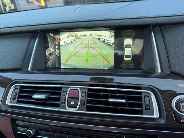 ７シリーズ ７４０ｉ　正規ディーラー車　右Ｈ　サンルーフ　茶革シート　メーカーナビ　フルセグＴＶ　ＥＴＣ　バックカメラ　パワートランク　社外２１インチホイール　ローダウン　社外リアスポイラー　オートクルーズ　ＬＥＤヘッド（49枚目）