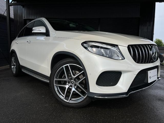 ＧＬＥ３５０ｄ　４マチック　クーペスポーツ　正規ディーラー車　サンルーフ　ブラウンレザーインテリア　シートヒーター　パナメリカーナグリル　パワーバックドア　Ｂｌｕｅｔｏｏｔｈオーディオ　アイドリングストップ　メモリー付パワーシート　全方位カメラ(9枚目)