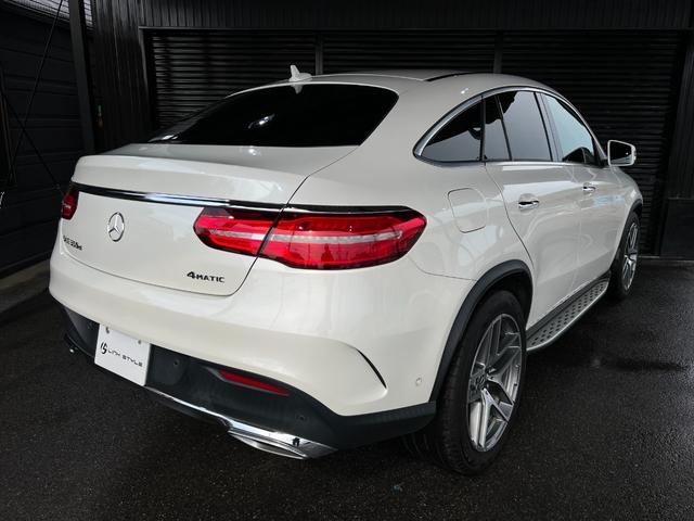 ＧＬＥ３５０ｄ　４マチック　クーペスポーツ　正規ディーラー車　サンルーフ　ブラウンレザーインテリア　シートヒーター　パナメリカーナグリル　パワーバックドア　Ｂｌｕｅｔｏｏｔｈオーディオ　アイドリングストップ　メモリー付パワーシート　全方位カメラ(12枚目)