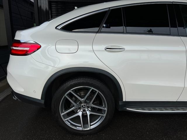 ＧＬＥ３５０ｄ　４マチック　クーペスポーツ　正規ディーラー車　サンルーフ　ブラウンレザーインテリア　シートヒーター　パナメリカーナグリル　パワーバックドア　Ｂｌｕｅｔｏｏｔｈオーディオ　アイドリングストップ　メモリー付パワーシート　全方位カメラ(28枚目)