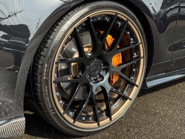 Ａ７スポーツバック ３．０ＴＦＳＩクワトロ　正規ディーラー車　右Ｈ　カーボンフロントスポイラー　ＢＣフォージド２１インチホイール　ダウンサスペンション　オレンジゴールドブレーキキャリパー　社外４本出しマフラー　カーボンリアスポイラー（25枚目）