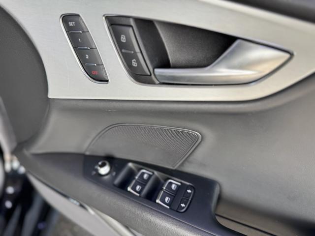 Ａ７スポーツバック ３．０ＴＦＳＩクワトロ　正規ディーラー車　右Ｈ　カーボンフロントスポイラー　ＢＣフォージド２１インチホイール　ダウンサスペンション　オレンジゴールドブレーキキャリパー　社外４本出しマフラー　カーボンリアスポイラー（49枚目）