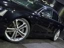 Ｓ８ ベースグレード　正規ディーラー車　右Ｈ　ＬＥＤヘッドライト　ＢＯＳＥサウンド　システム　ブラックレザーインテリア　純正ナビ　バックカメラ　シートヒーター　パワーバックドア　Ｂｌｕｅｔｏｏｔｈオーディオ　カーボンパネル（6枚目）