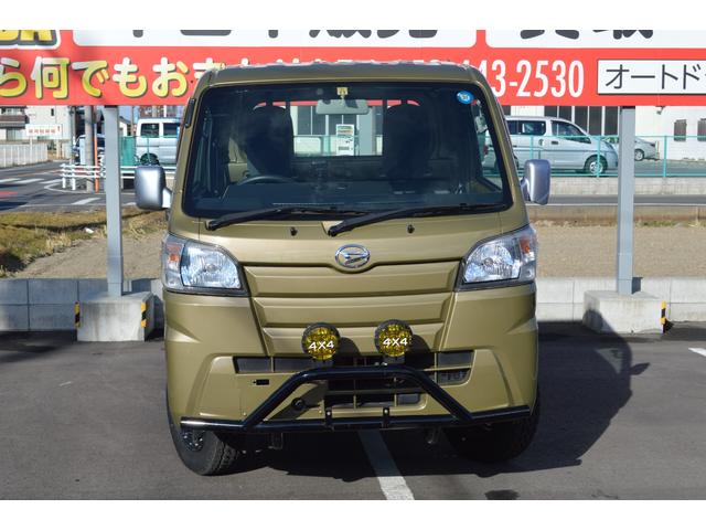 スタンダード 4WD 2インチリフトアップ バンパーガードパイプ 社外14インチアルミホイール マッドタイヤ 大型LEDフォグランプ フルセグナビ ETC(5枚目)