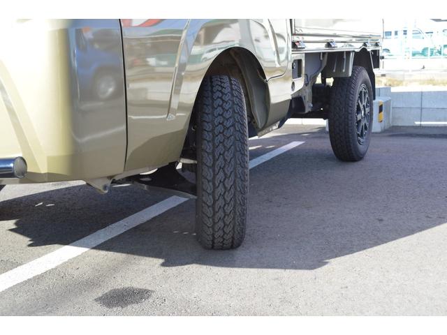 スタンダード 4WD 2インチリフトアップ バンパーガードパイプ 社外14インチアルミホイール マッドタイヤ 大型LEDフォグランプ フルセグナビ ETC(7枚目)
