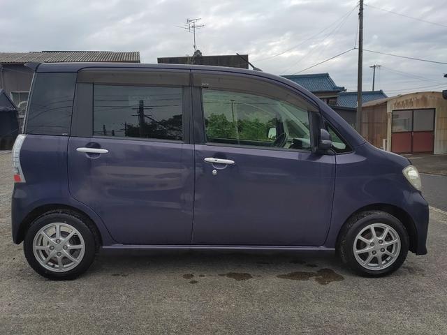 タントエグゼ カスタムＧ　ナビ　ＴＶ　Ｂｌｕｅｔｏｏｔｈ　ＨＩＤ　スマートキー　アイドリングストップ　電動格納ミラー　ＣＶＴ　盗難防止システム　ＡＢＳ　アルミホイール　衝突安全ボディ　エアコン（14枚目）