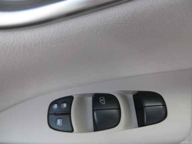 X CD オートエアコン ABS パワーウインドウ(28枚目)