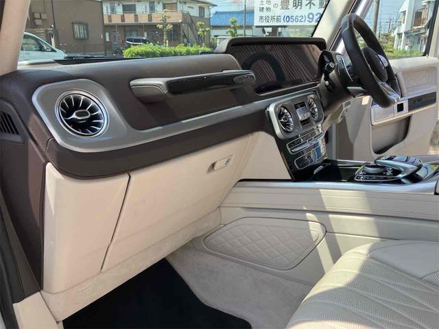 Ｇクラス Ｇ６３ＡＭＧ　４ＷＤ　ドライブレコーダー　フロントカメラ　クリアランスソナー　オートクルーズコントロール　レーンアシスト　パワーシート　オートライト　アルミホイール　スマートキー　アイドリングストップ（24枚目）
