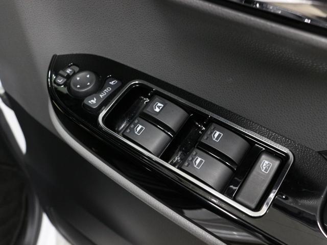 タント カスタムＲＳ　社外ナビ　ＣＤ　ＤＶＤビデオ視聴可　音楽録音　フルセグＴＶ　リアカメラ　前後ドラレコ　ＥＴＣ　両側パワースライドドア　１５インチアルミ　ベンチシート　ＬＥＤライト　オートライト　禁煙車（51枚目）