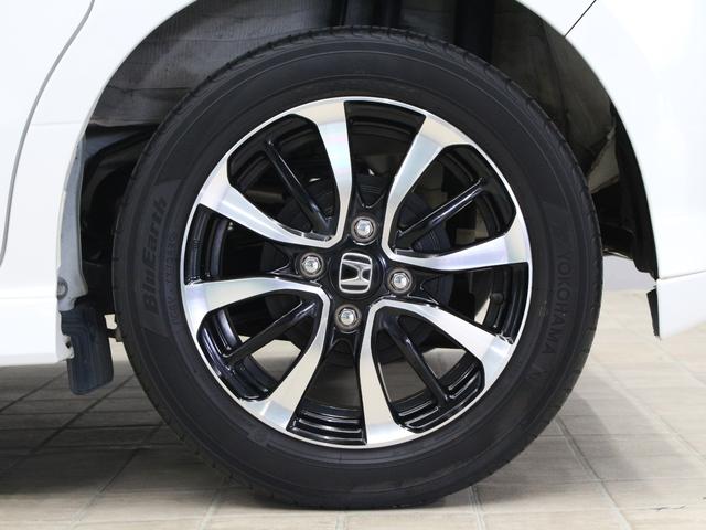 Ｎ－ＢＯＸカスタム Ｇ・Ｌホンダセンシング　ワンオーナー　禁煙車　純正８インチナビ　フルセグ　ＤＶＤ　ＣＤ　Ｂｌｕｅｔｏｏｔｈ　音楽録音　リアカメラ　ＥＴＣ　ステアリングリモコン　クルーズコントロール　シートヒーター　両側パワースライドドア（18枚目）