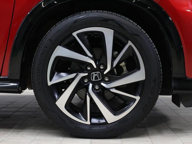 ヴェゼル ハイブリッドＲＳ・ホンダセンシング　ワンオーナー　禁煙車　８インチナビ　ＣＤ　ＤＶＤ　フルセグ　Ｂｌｕｅｔｏｏｔｈ　リアカメラ　ＥＴＣ　ステアリングリモコン　クルーズコントロール　前後ドラレコ　サイドエアバッグ　シートヒーター（12枚目）