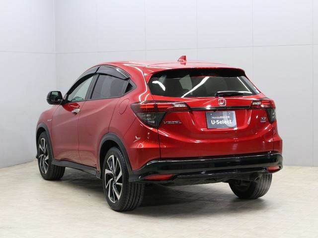 ヴェゼル ハイブリッドＲＳ・ホンダセンシング　ワンオーナー　禁煙車　８インチナビ　ＣＤ　ＤＶＤ　フルセグ　Ｂｌｕｅｔｏｏｔｈ　リアカメラ　ＥＴＣ　ステアリングリモコン　クルーズコントロール　前後ドラレコ　サイドエアバッグ　シートヒーター（16枚目）