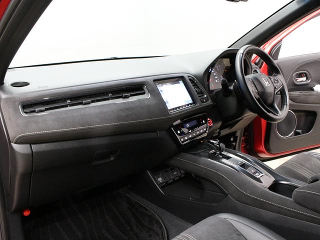 ヴェゼル ハイブリッドＲＳ・ホンダセンシング　ワンオーナー　禁煙車　８インチナビ　ＣＤ　ＤＶＤ　フルセグ　Ｂｌｕｅｔｏｏｔｈ　リアカメラ　ＥＴＣ　ステアリングリモコン　クルーズコントロール　前後ドラレコ　サイドエアバッグ　シートヒーター（24枚目）