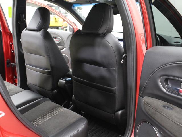 ヴェゼル ハイブリッドＲＳ・ホンダセンシング　ワンオーナー　禁煙車　８インチナビ　ＣＤ　ＤＶＤ　フルセグ　Ｂｌｕｅｔｏｏｔｈ　リアカメラ　ＥＴＣ　ステアリングリモコン　クルーズコントロール　前後ドラレコ　サイドエアバッグ　シートヒーター（26枚目）