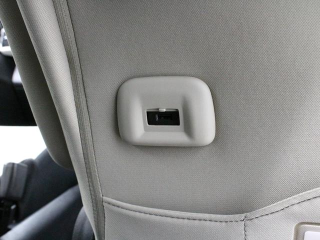 セレナ ハイウェイスター　９インチナビ　フルセグ　Ｂｌｕｅｔｏｏｔｈ　リアカメラ　リアモニター　リアカメラ　ＥＴＣ　ステアリングリモコン　クルーズコントロール　リアエアコン　両側パワースライド　ＬＥＤヘッドライト　４ＷＤ（64枚目）