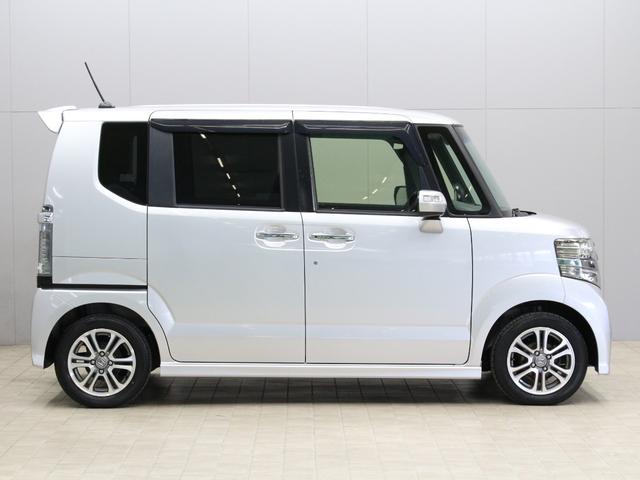 Ｎ－ＢＯＸカスタム Ｇ・Ｌパッケージ　ワンオーナー　禁煙車　メモリーナビ　フルセグ　ＣＤ　ＤＶＤ　音楽録音　ステアリングリモコン　リアカメラ　ＥＴＣ　両側パワースライドドア　オートエアコン　オートライト　ディスチャージライト　フォグライト（11枚目）