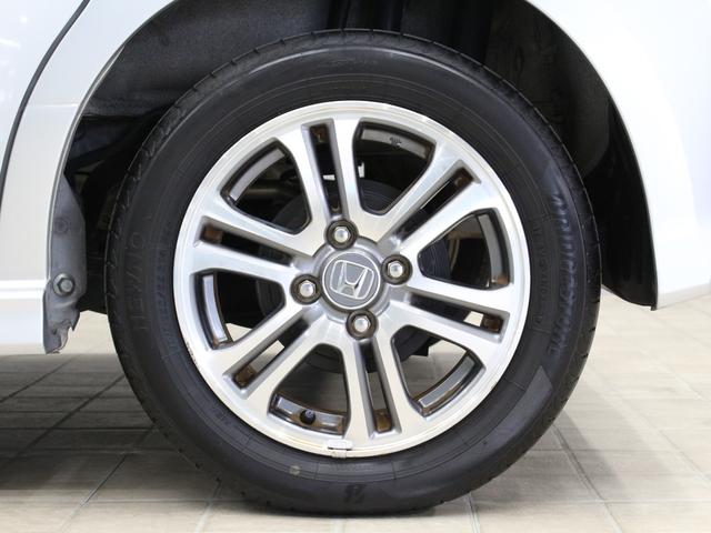 Ｎ－ＢＯＸカスタム Ｇ・Ｌパッケージ　ワンオーナー　禁煙車　メモリーナビ　フルセグ　ＣＤ　ＤＶＤ　音楽録音　ステアリングリモコン　リアカメラ　ＥＴＣ　両側パワースライドドア　オートエアコン　オートライト　ディスチャージライト　フォグライト（18枚目）