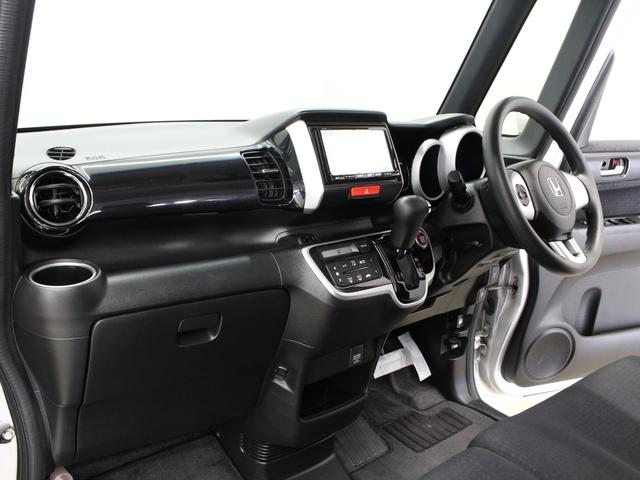 Ｎ－ＢＯＸカスタム Ｇ・Ｌパッケージ　ワンオーナー　禁煙車　メモリーナビ　フルセグ　ＣＤ　ＤＶＤ　音楽録音　ステアリングリモコン　リアカメラ　ＥＴＣ　両側パワースライドドア　オートエアコン　オートライト　ディスチャージライト　フォグライト（24枚目）