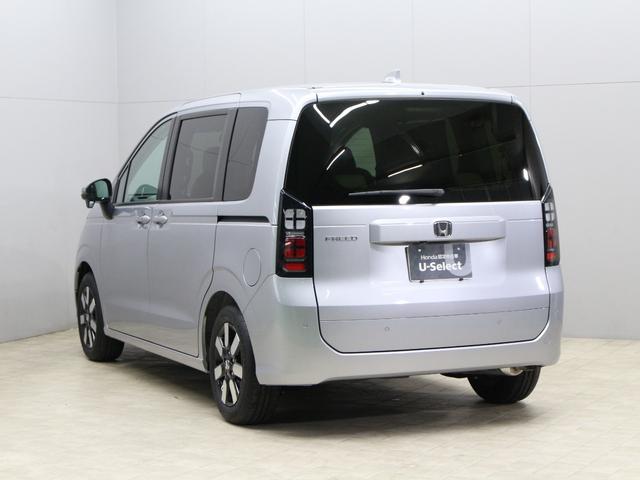 フリード エアーＥＸ　弊社試乗車　８インチナビ　フルセグ　Ｂｌｕｅｔｏｏｔｈ　リアカメラ　両側パワースライドドア　ステアリングリモコン　クルーズコントロール　オートエアコン　リアクーラー　シートヒーター　１５インチアルミ（16枚目）