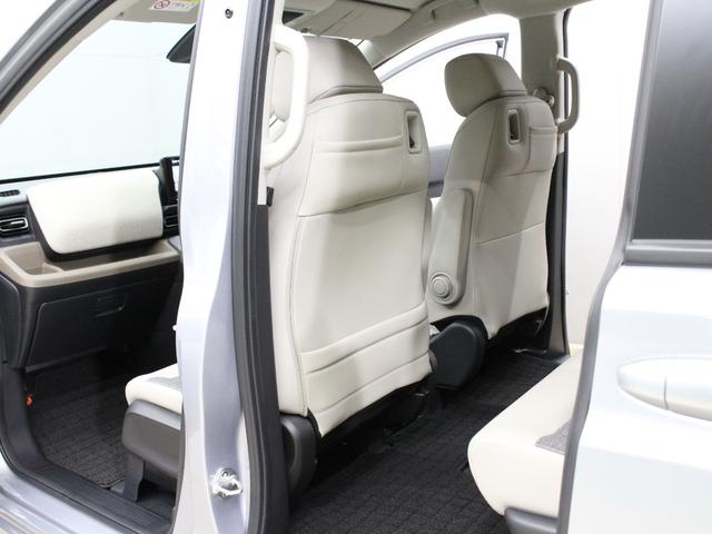 フリード エアーＥＸ　弊社試乗車　８インチナビ　フルセグ　Ｂｌｕｅｔｏｏｔｈ　リアカメラ　両側パワースライドドア　ステアリングリモコン　クルーズコントロール　オートエアコン　リアクーラー　シートヒーター　１５インチアルミ（25枚目）