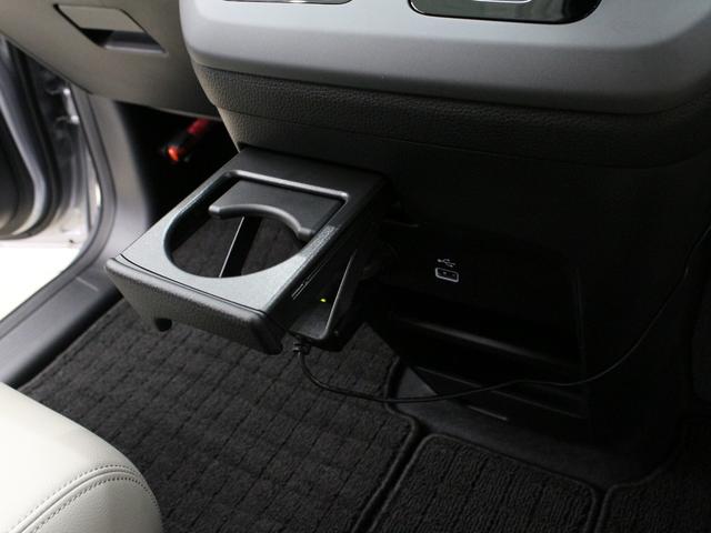 フリード エアーＥＸ　弊社試乗車　８インチナビ　フルセグ　Ｂｌｕｅｔｏｏｔｈ　リアカメラ　両側パワースライドドア　ステアリングリモコン　クルーズコントロール　オートエアコン　リアクーラー　シートヒーター　１５インチアルミ（46枚目）