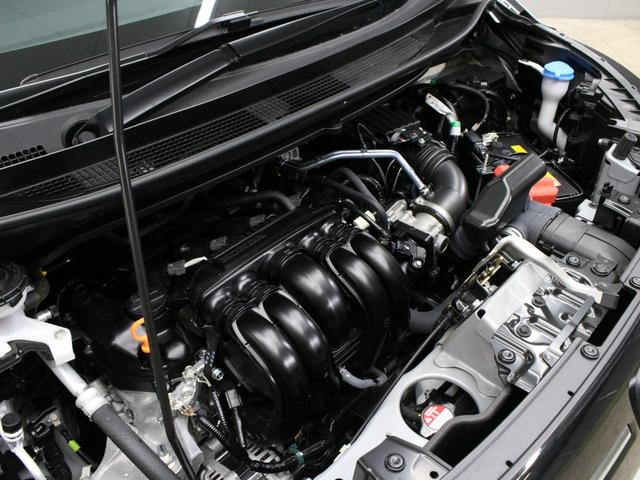 フリード エアーＥＸ　弊社試乗車　８インチナビ　フルセグ　Ｂｌｕｅｔｏｏｔｈ　リアカメラ　両側パワースライドドア　ステアリングリモコン　クルーズコントロール　オートエアコン　リアクーラー　シートヒーター　１５インチアルミ（74枚目）