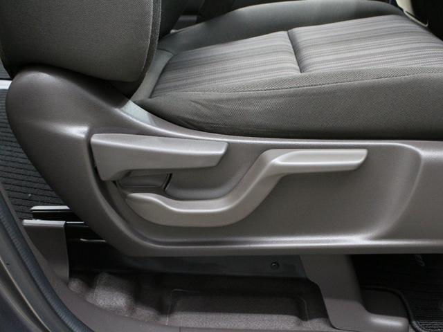 フリード Ｇ・ホンダセンシング　ワンオーナー　禁煙車　ＬＥＤライト　メモリーナビ　フルセグ　ＣＤ　ＤＶＤ　Ｂｌｕｅｔｏｏｔｈ　リアカメラ　ＥＴＣ　ドラレコ　両側パワースライドドア　オートライト　社外１５インチアルミ　スマートキー（30枚目）