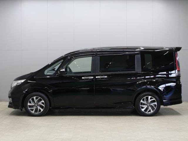 ステップワゴンスパーダ スパーダホンダセンシング　ワンオーナー　禁煙車　メモリーナビ　フルセグ　ＤＶＤ　ＣＤ　Ｂｌｕｅｔｏｏｔｈ　リアカメラ　ＥＴＣ　ステアリングリモコン　クルーズコントロール　オートライト　ＬＥＤヘッドライト　両側パワースライドドア（16枚目）