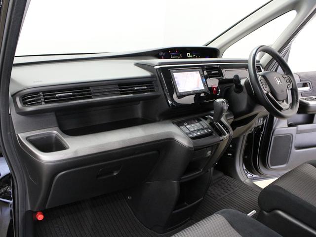 ステップワゴンスパーダ スパーダホンダセンシング　ワンオーナー　禁煙車　メモリーナビ　フルセグ　ＤＶＤ　ＣＤ　Ｂｌｕｅｔｏｏｔｈ　リアカメラ　ＥＴＣ　ステアリングリモコン　クルーズコントロール　オートライト　ＬＥＤヘッドライト　両側パワースライドドア（23枚目）