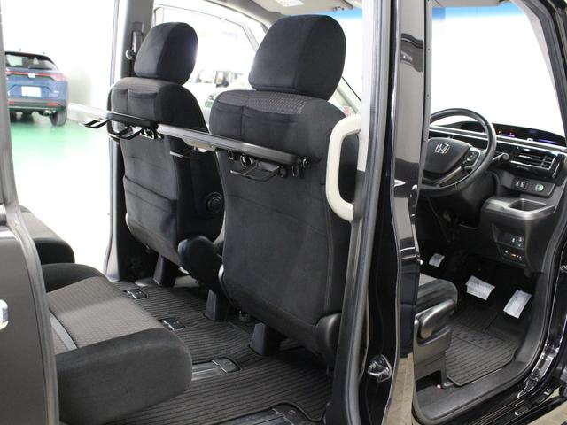 ステップワゴンスパーダ スパーダホンダセンシング　ワンオーナー　禁煙車　メモリーナビ　フルセグ　ＤＶＤ　ＣＤ　Ｂｌｕｅｔｏｏｔｈ　リアカメラ　ＥＴＣ　ステアリングリモコン　クルーズコントロール　オートライト　ＬＥＤヘッドライト　両側パワースライドドア（25枚目）
