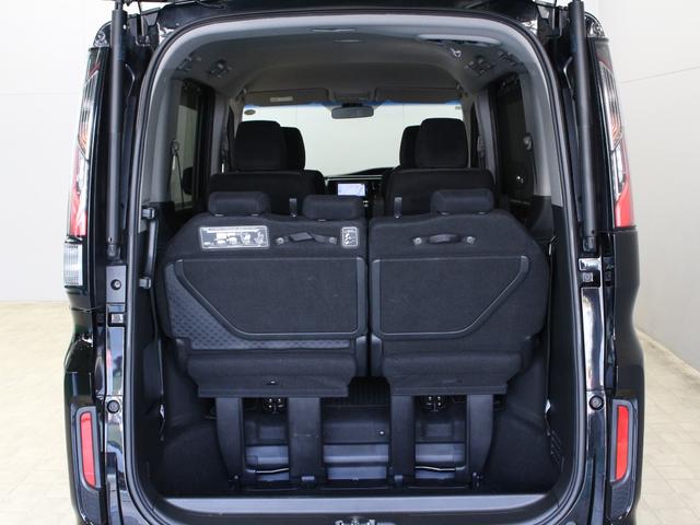 ステップワゴンスパーダ スパーダホンダセンシング　ワンオーナー　禁煙車　メモリーナビ　フルセグ　ＤＶＤ　ＣＤ　Ｂｌｕｅｔｏｏｔｈ　リアカメラ　ＥＴＣ　ステアリングリモコン　クルーズコントロール　オートライト　ＬＥＤヘッドライト　両側パワースライドドア（28枚目）