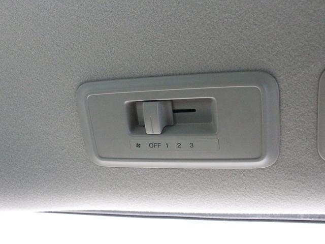 ステップワゴンスパーダ スパーダホンダセンシング　ワンオーナー　禁煙車　メモリーナビ　フルセグ　ＤＶＤ　ＣＤ　Ｂｌｕｅｔｏｏｔｈ　リアカメラ　ＥＴＣ　ステアリングリモコン　クルーズコントロール　オートライト　ＬＥＤヘッドライト　両側パワースライドドア（60枚目）