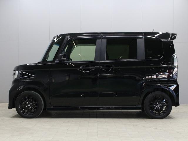 N-BOXカスタム Lスタイル+ブラック 禁煙車 純正8インチナビ フルセグ DVD CD 音楽録音 Bluetooth リアカメラ ETC 前後ドラレコ シートヒーター 両側パワースライドドア シートバックテーブル サイドエアバッグ(17枚目)