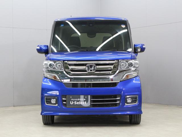 N-BOXカスタム GSSパッケージ 1オーナー 禁煙車 シートヒーター 純正メモリーナビ DVD CD フルセグ Bluetooth ステアリングリモコン ドライブレコーダー リアカメラ ETC 両側パワースライドドア 純正アルミ(9枚目)