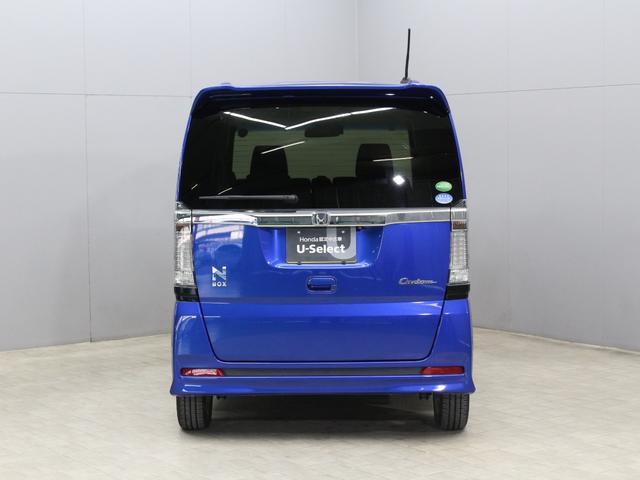 N-BOXカスタム GSSパッケージ 1オーナー 禁煙車 シートヒーター 純正メモリーナビ DVD CD フルセグ Bluetooth ステアリングリモコン ドライブレコーダー リアカメラ ETC 両側パワースライドドア 純正アルミ(15枚目)