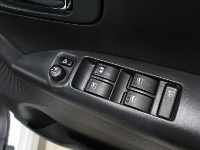 タント カスタムＸスペシャル　禁煙車　メモリーナビ　ＣＤ　フルセグ　オートエアコン　ディスチャージヘッドライト　スマートキー　パワースライドドア　ベンチシート　純正アルミ（68枚目）