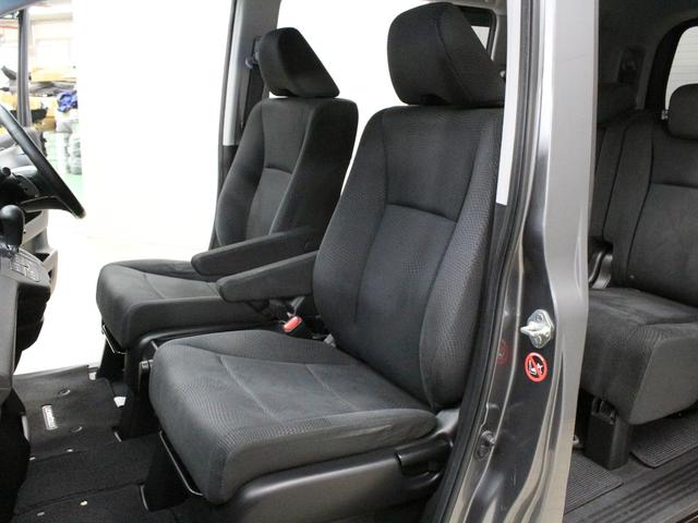 ステップワゴンスパーダ Ｚ　ワンオーナー　禁煙車　純正９インチナビ　フルセグ　ＣＤ　ＤＶＤ　音楽録音　ステアリングリモコン　ＥＴＣ　リアカメラ　パドルシフト　両側パワースライドドア　アイドリングストップ　純正１６インチアルミ（59枚目）