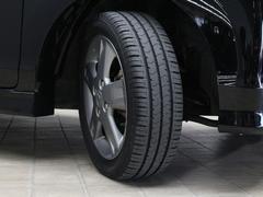自社で新車＆中古車販売時の下取り車から厳選されたお車を多数展示しております。 7