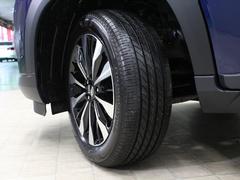 自社で新車＆中古車販売時の下取り車から厳選されたお車を多数展示しております。 7