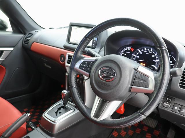 コペン セロ　レッドインテリア／純正ナビ／フルセグ／Ｂｌｕｅｔｏｏｔｈ／ＥＴＣ／ＬＥＤヘットランプ／キ－レス／シートヒーター／エアバック／パワーステアリング／ＡＢＳ／衝突安全ボディ／パワーウィンドウ／横滑り防止機能（17枚目）